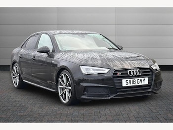 2018 (18) - S4 Quattro 4dr Tip Tronic