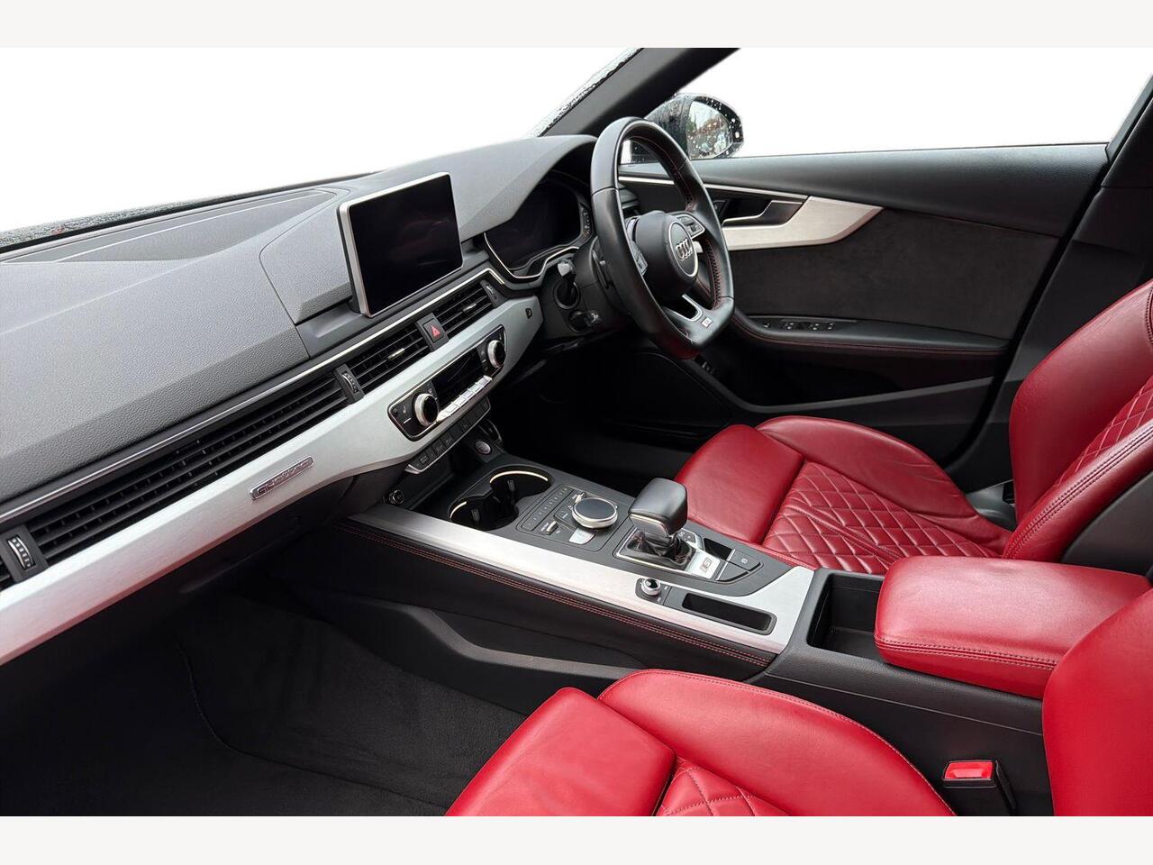 Used Audi A4 2018 for sale - 76774693: Photo 2