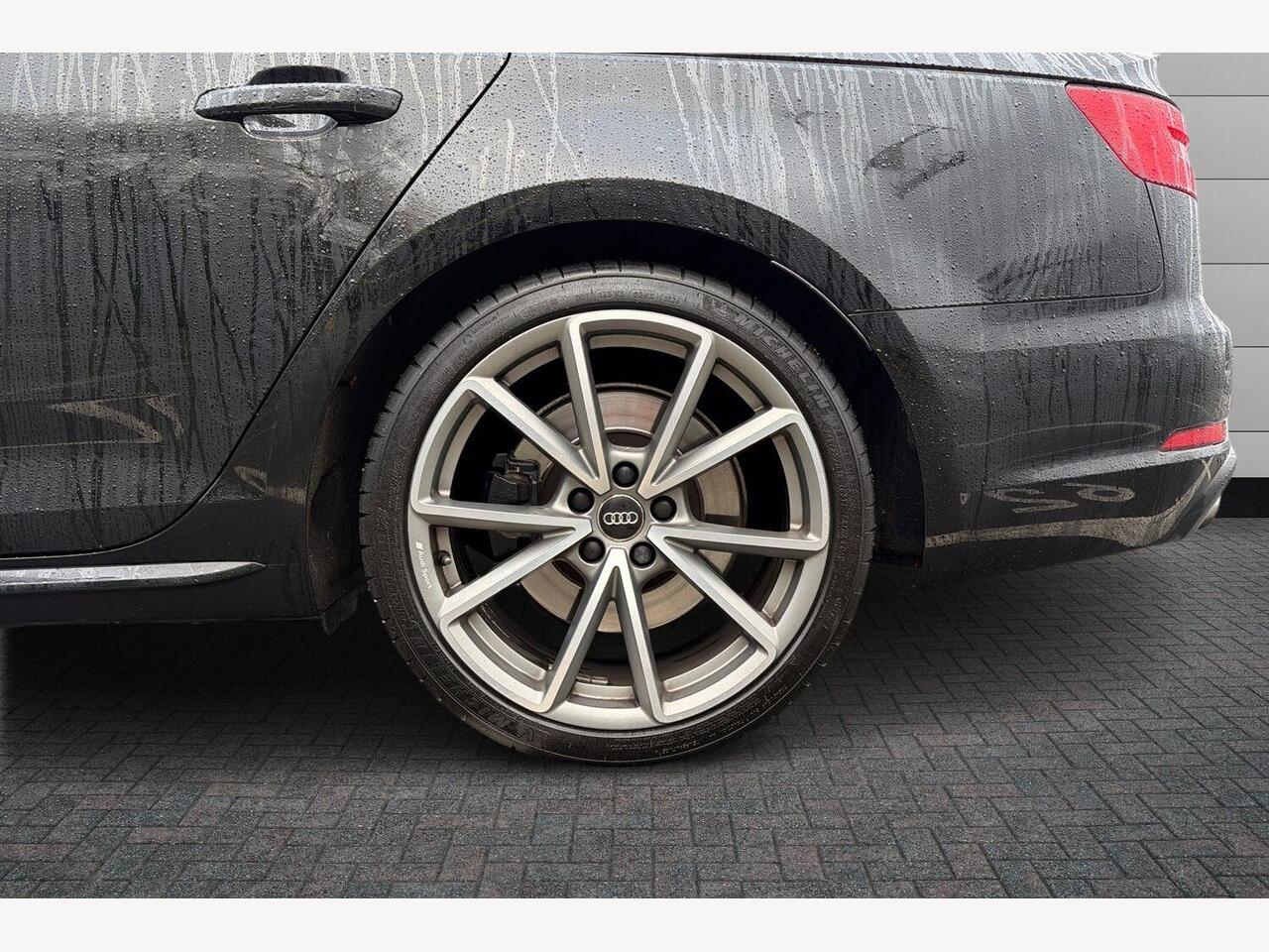 Used Audi A4 2018 for sale - 76774693: Photo 5