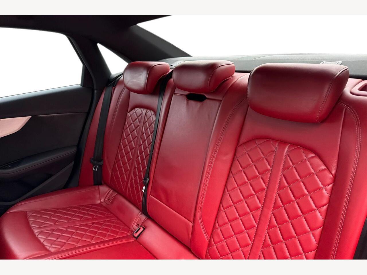 Used Audi A4 2018 for sale - 76774693: Photo 8