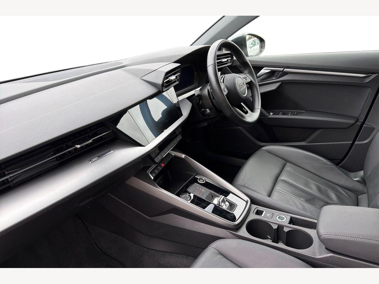 Used Audi A3 2023 for sale - 77542359: Photo 2