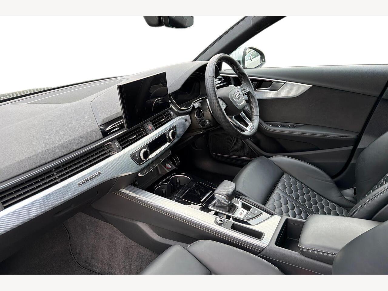 Used Audi RS4 2023 for sale - 77673302: Photo 2