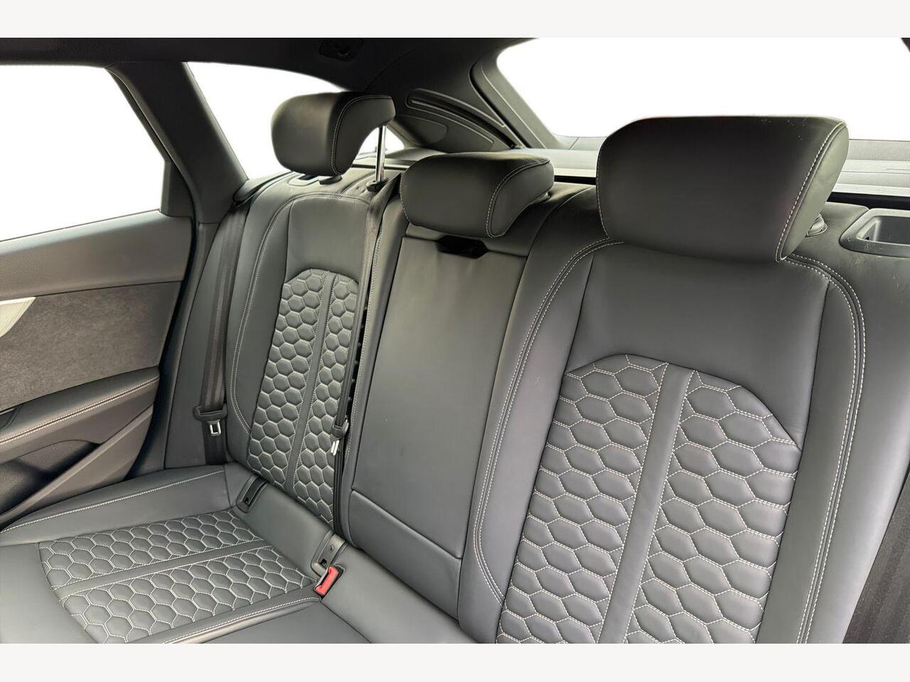 Used Audi RS4 2023 for sale - 77673302: Photo 8