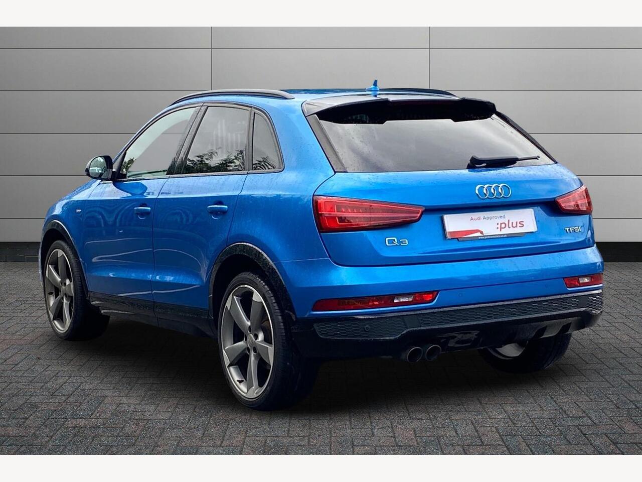 Used Audi Q3 2018 for sale - 76673359: Photo 3