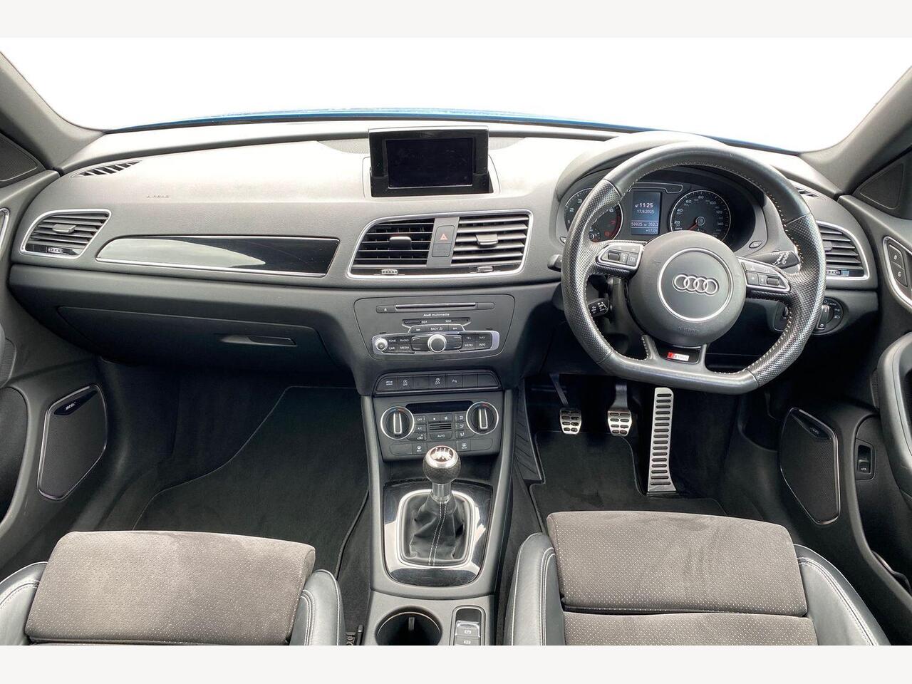 Used Audi Q3 2018 for sale - 76673359: Photo 9