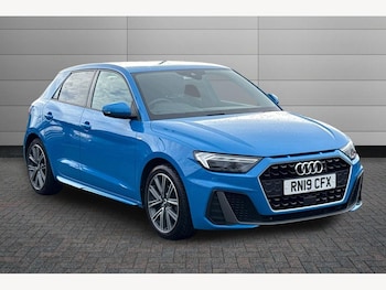 Used Audi A1 2019 for sale - 77649624: Photo