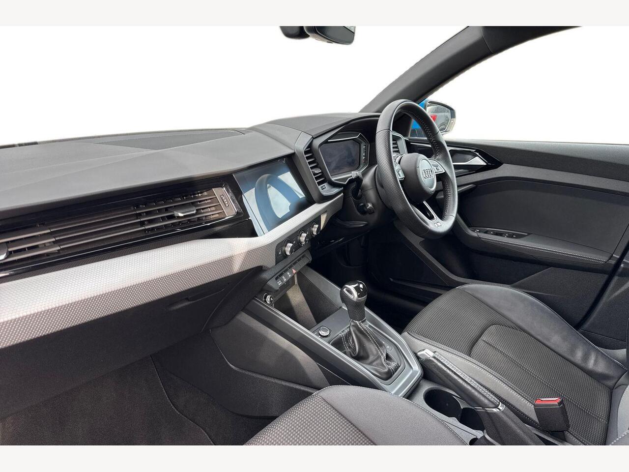 Used Audi A1 2019 for sale - 77649624: Photo 2