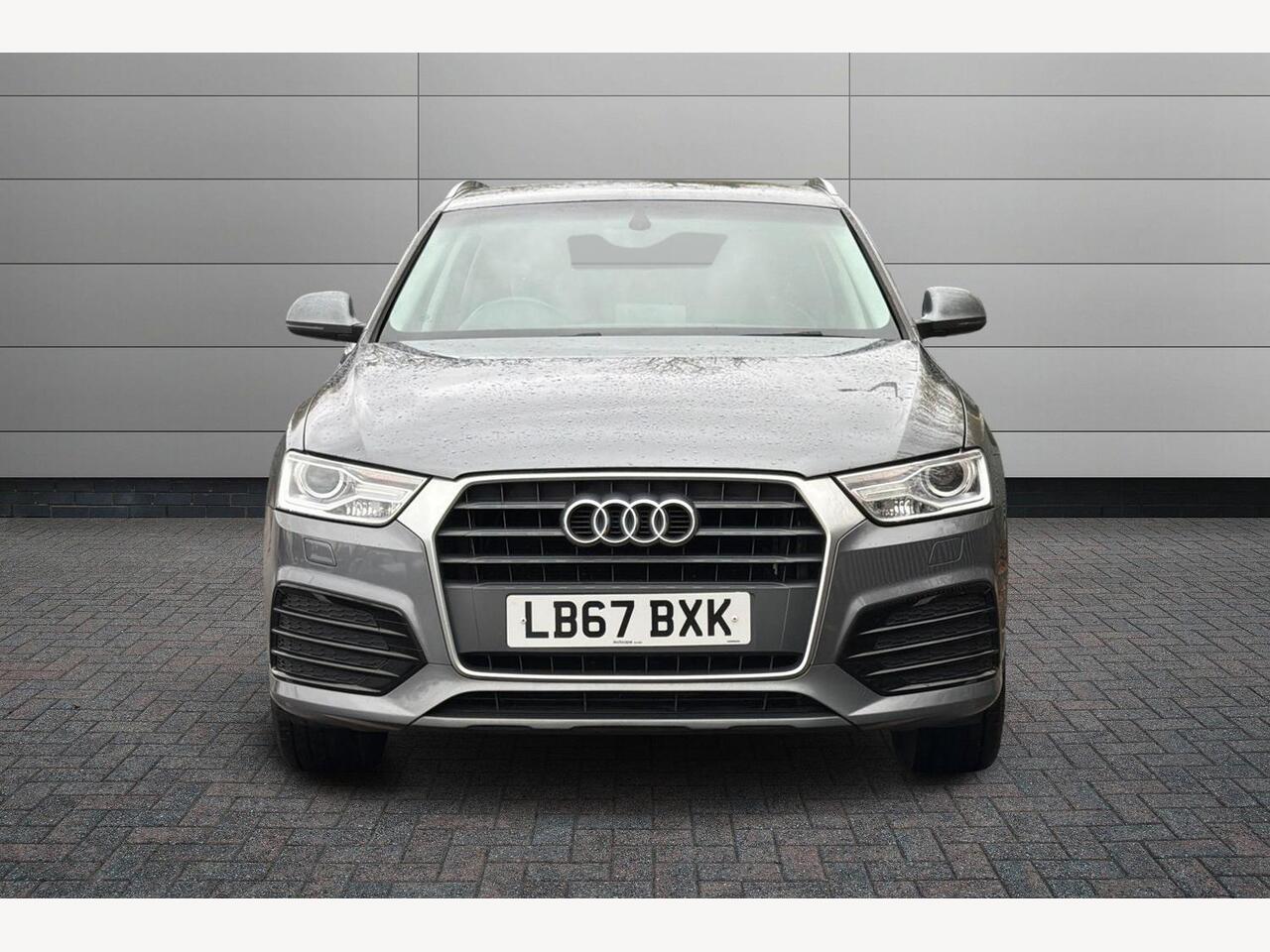 Used Audi Q3 2017 for sale - 76772842: Photo 10
