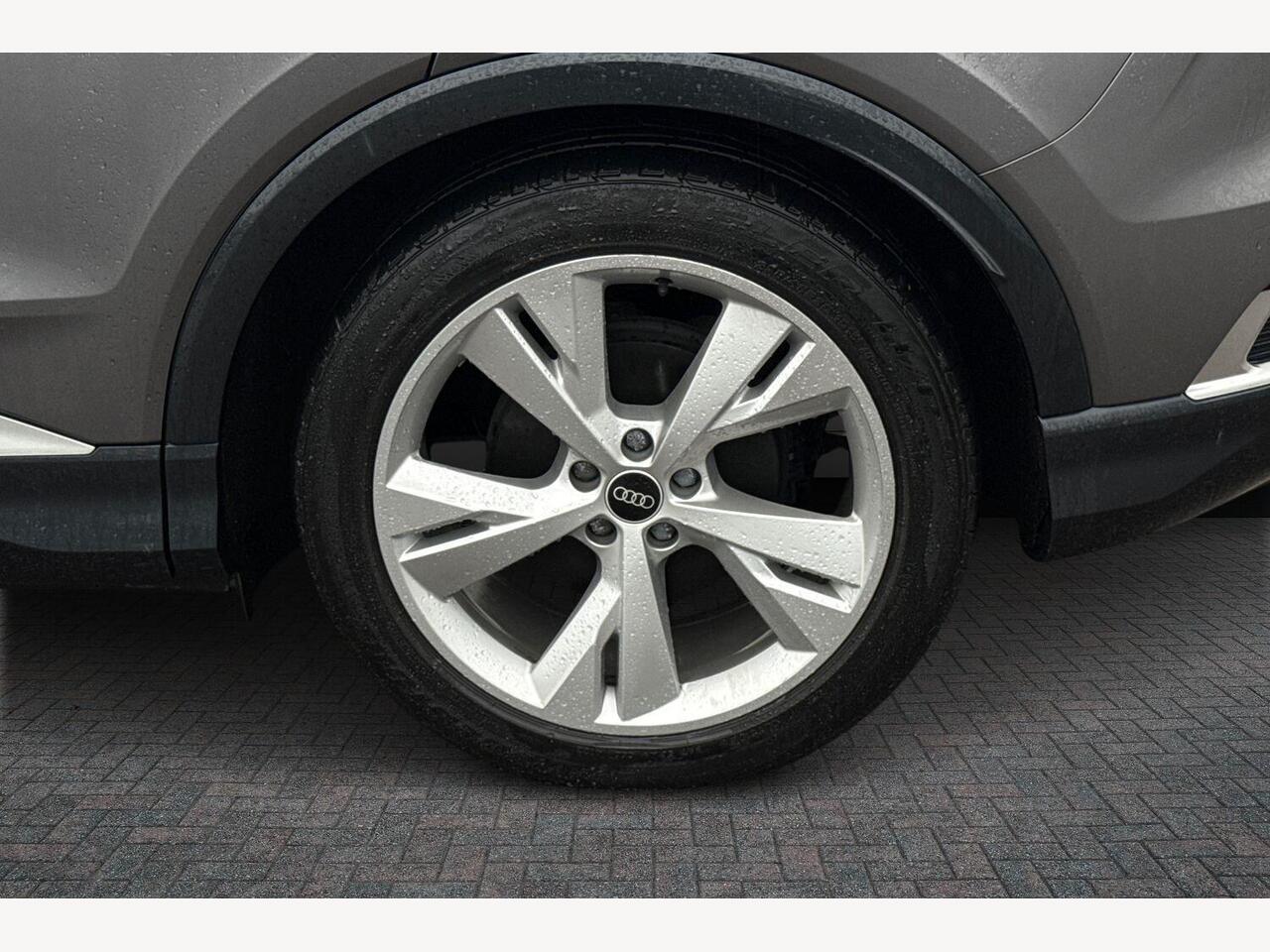 Used Audi Q4 e-tron 2021 for sale - 78005294: Photo 5