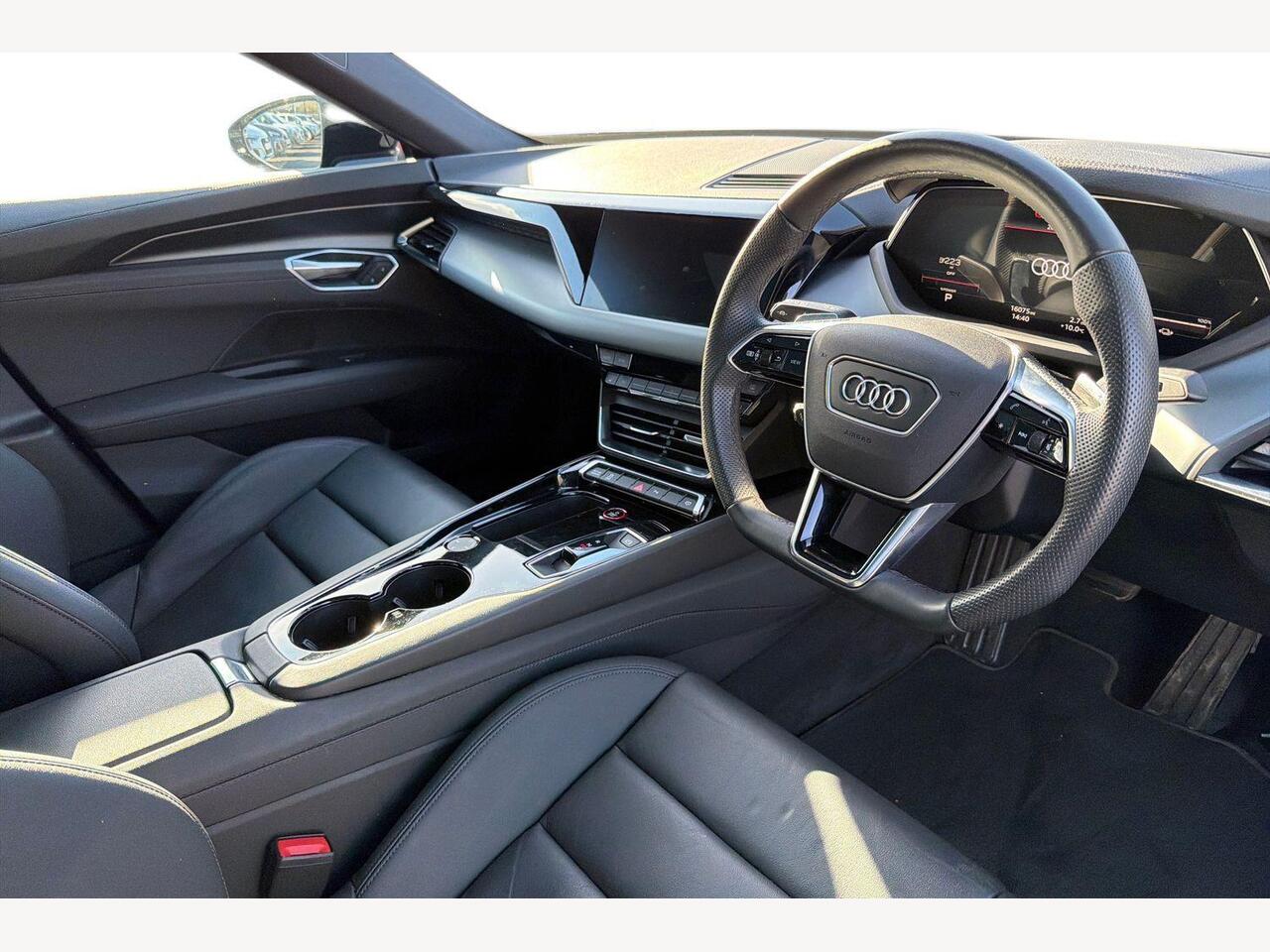 Used Audi e-tron GT 2023 for sale - 77725555: Photo 6