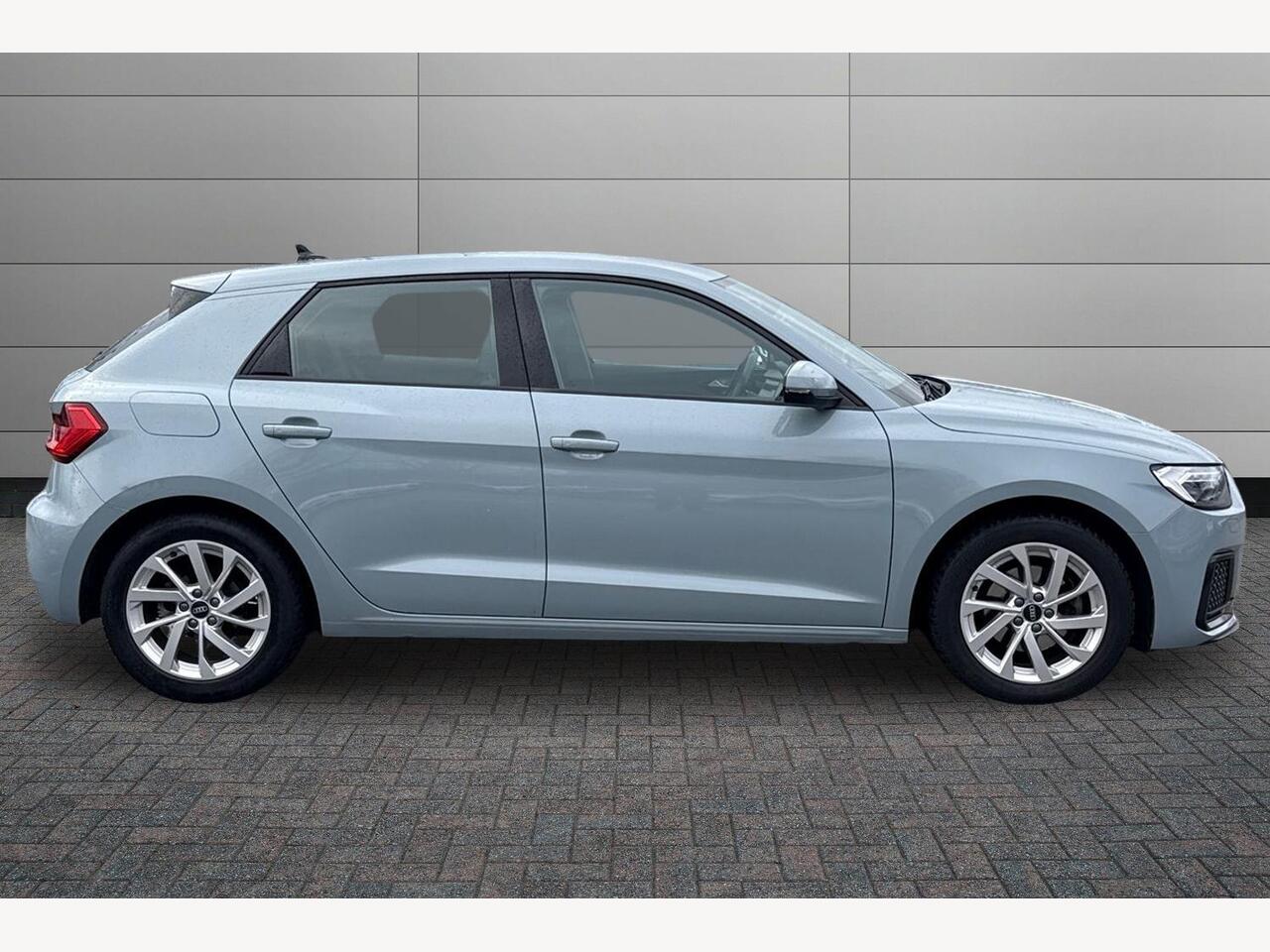 Used Audi A1 2023 for sale - 77927068: Photo 4