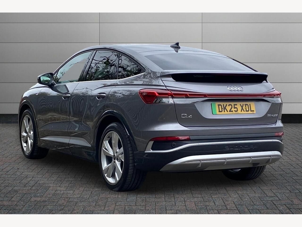 Used Audi Q4 e-tron 2025 for sale - 76679143: Photo 3