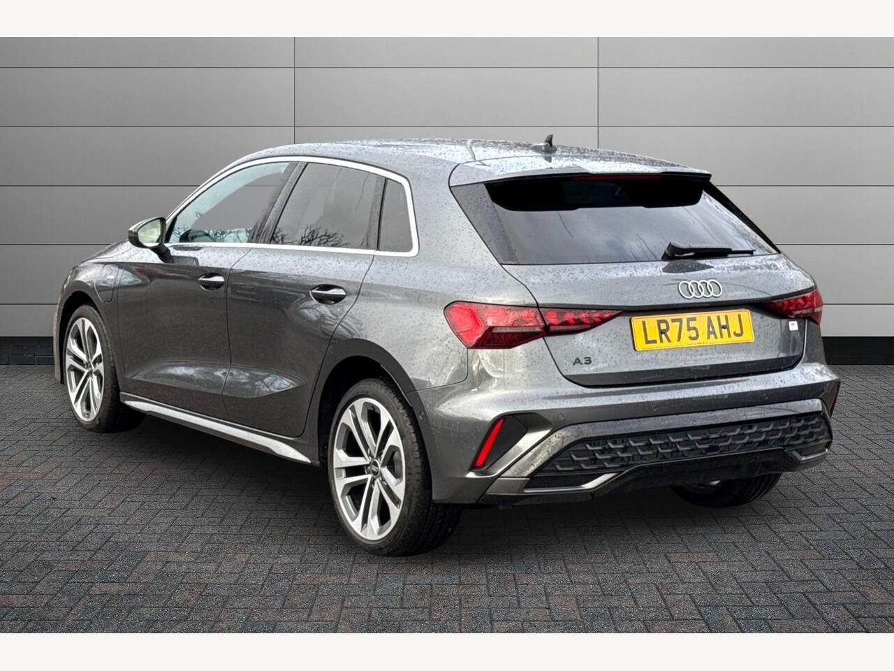 Used Audi A3 2025 for sale - 76999081: Photo 3