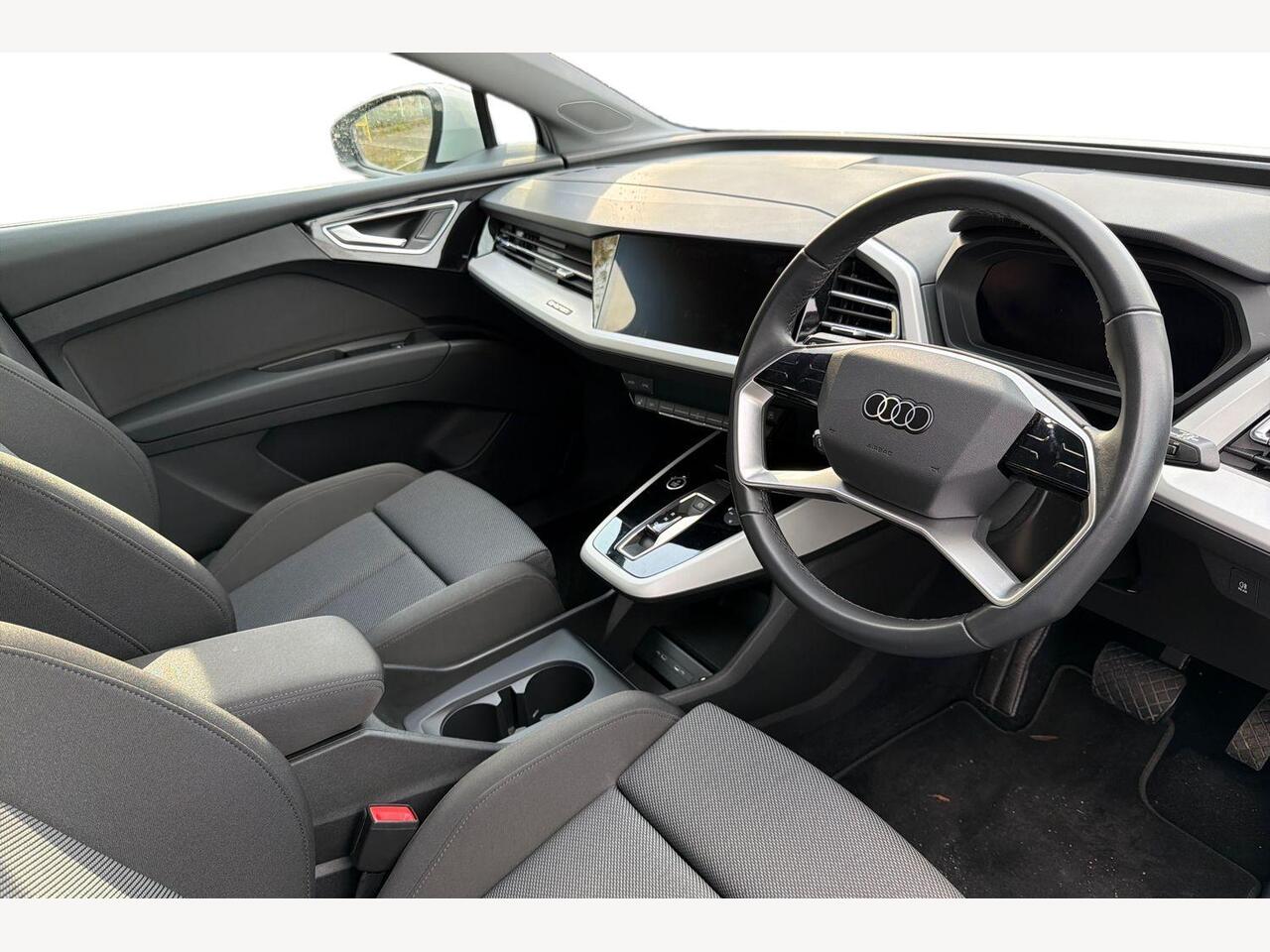Used Audi Q4 e-tron 2024 for sale - 76677269: Photo 6