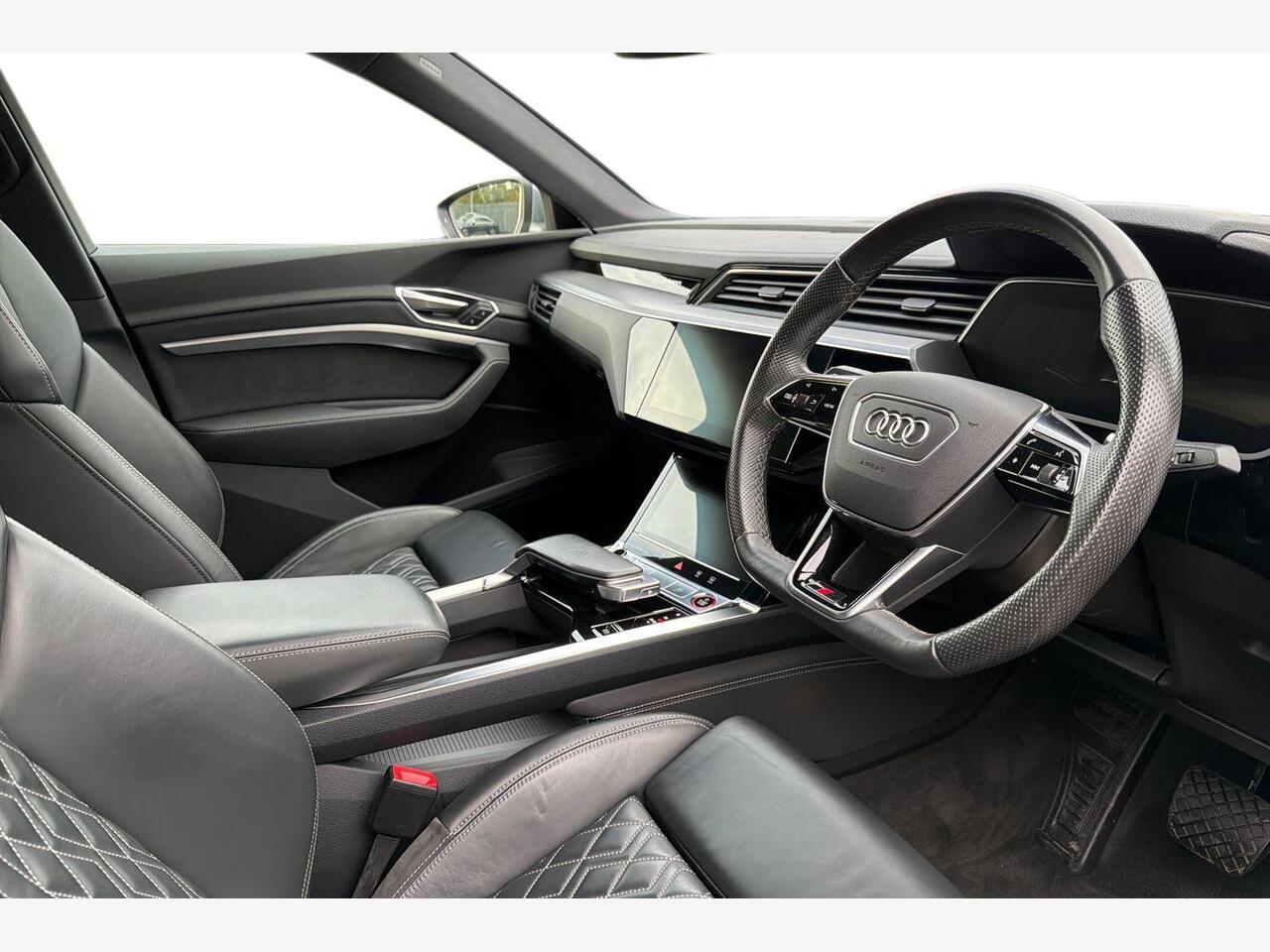 Used Audi e-tron 2021 for sale - 76680815: Photo 6