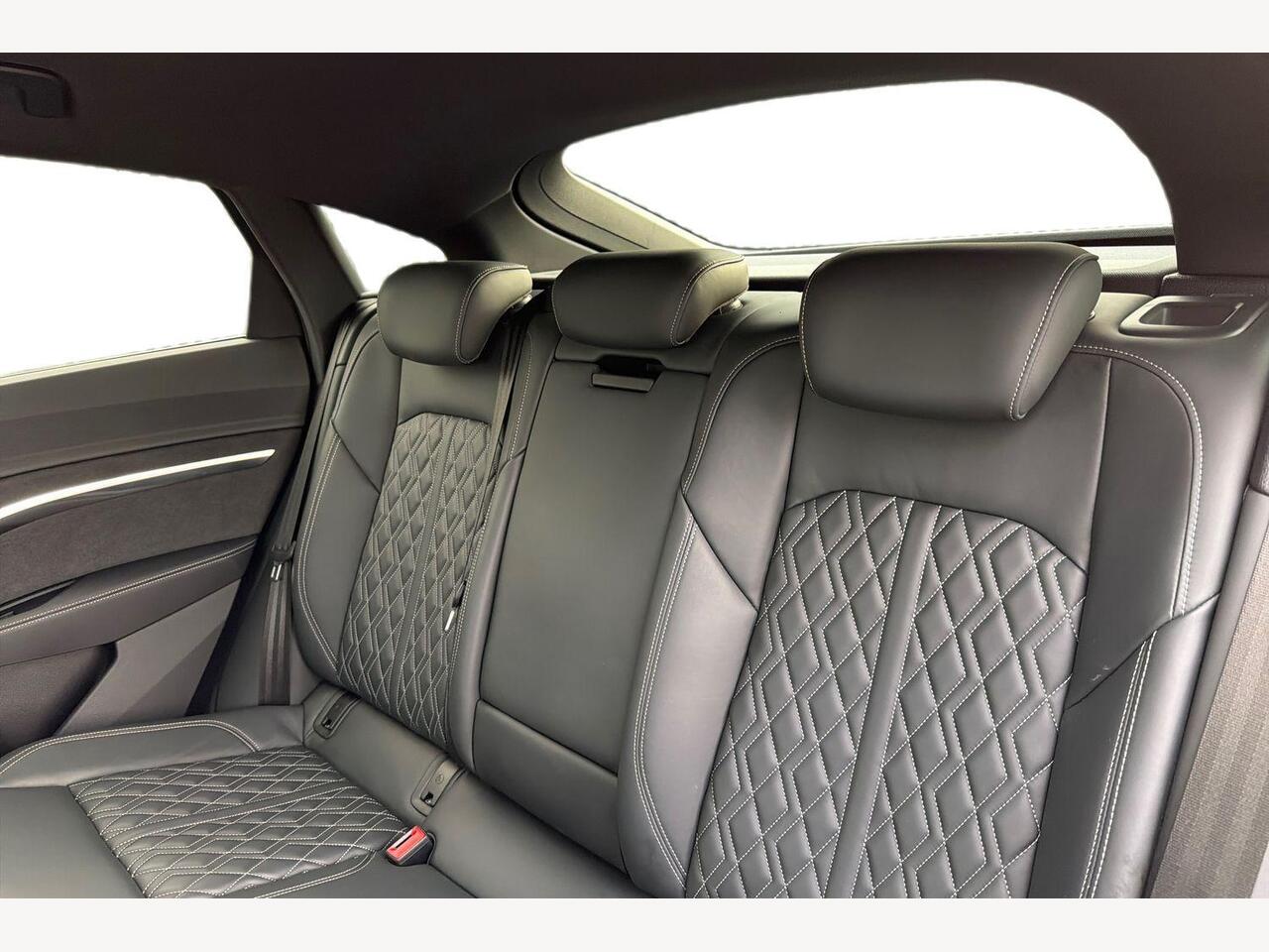 Used Audi e-tron 2021 for sale - 76680815: Photo 8