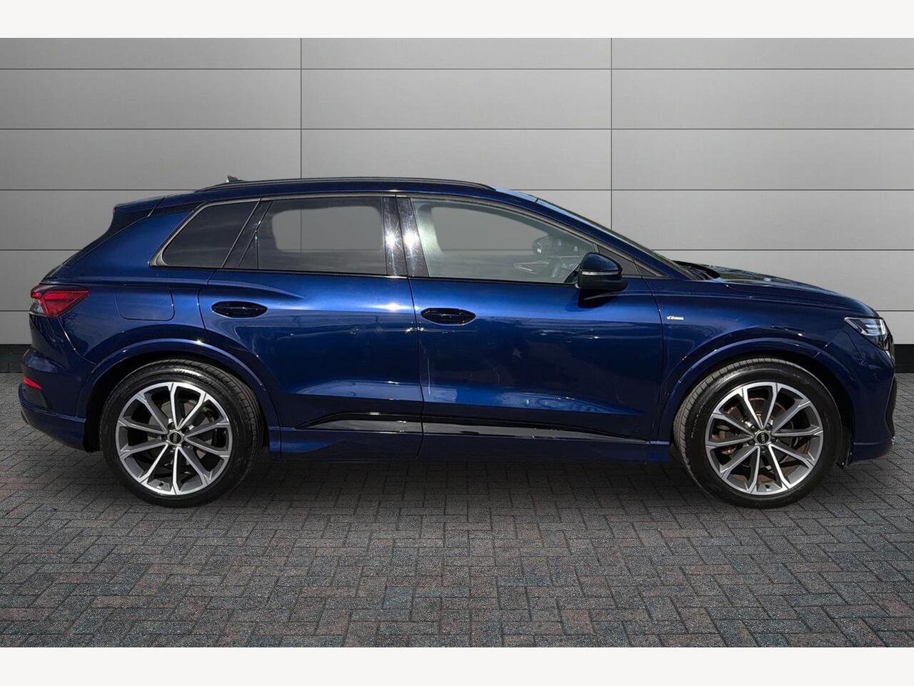 Used Audi Q4 e-tron 2021 for sale - 78158862: Photo 4