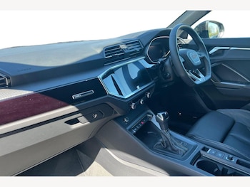 Used Audi Q3 2024 for sale - 78378091: Photo