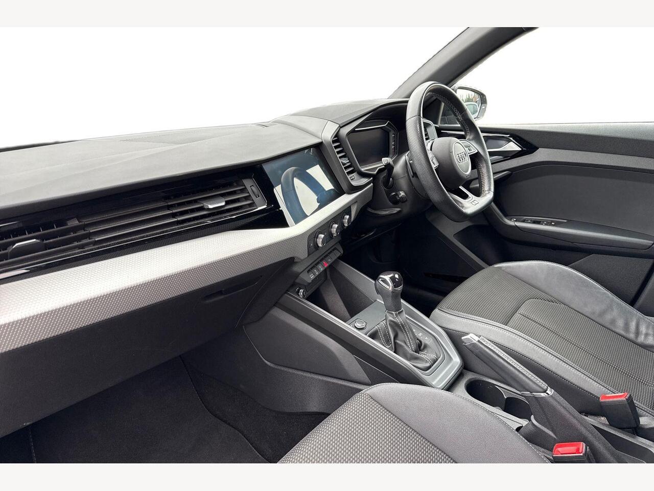 Used Audi A1 2022 for sale - 77501017: Photo 2