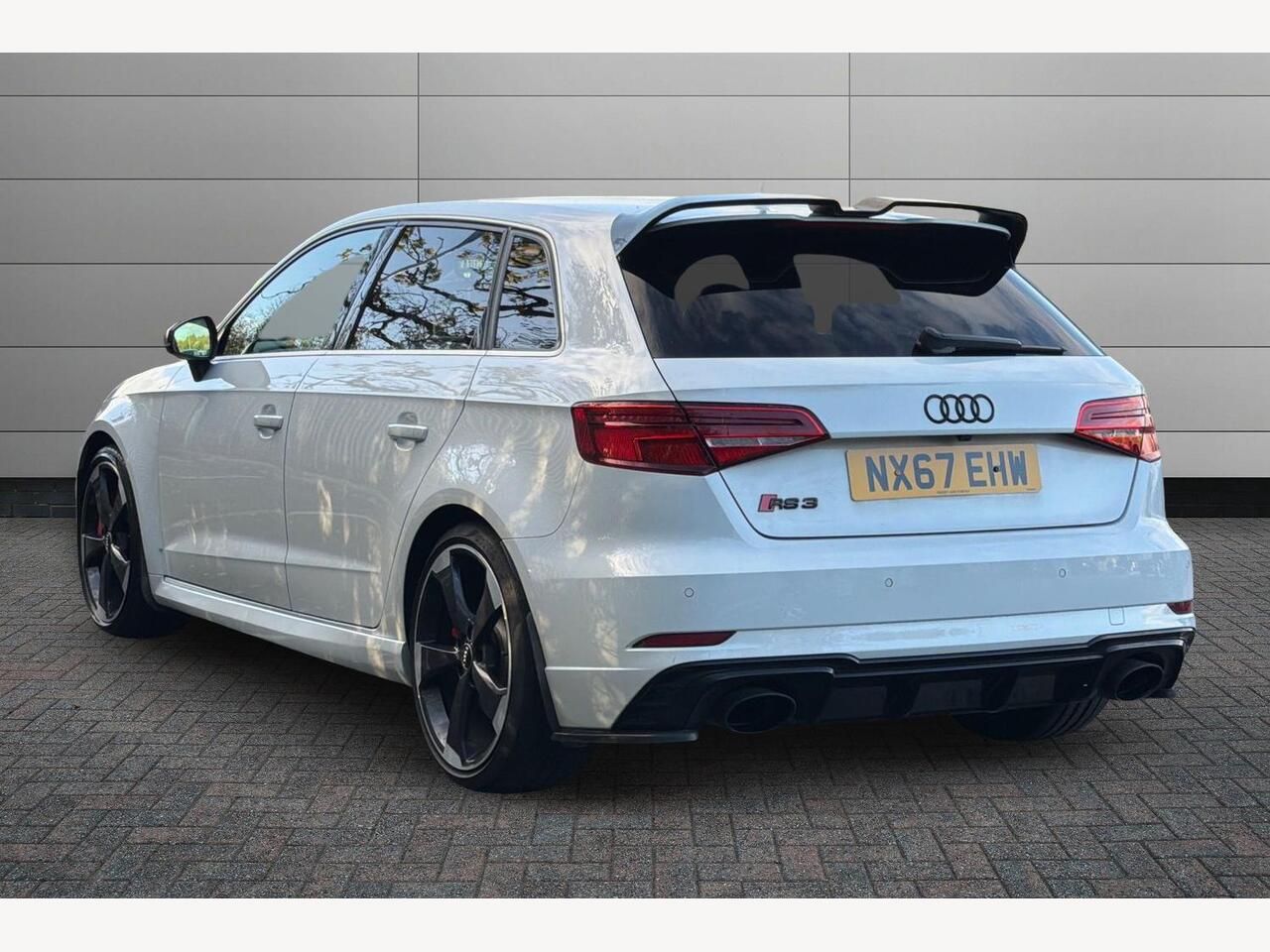 Used Audi RS3 2017 for sale - 76673651: Photo 3