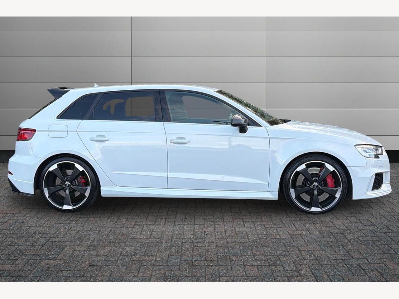 Used Audi RS3 2017 for sale - 76673651: Photo 4