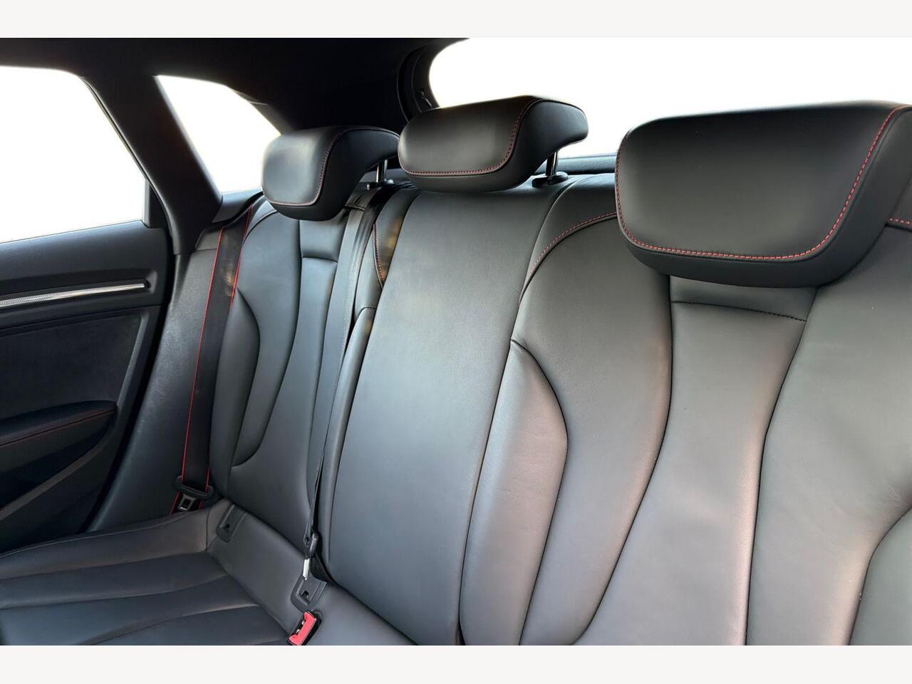 Used Audi RS3 2017 for sale - 76673651: Photo 8