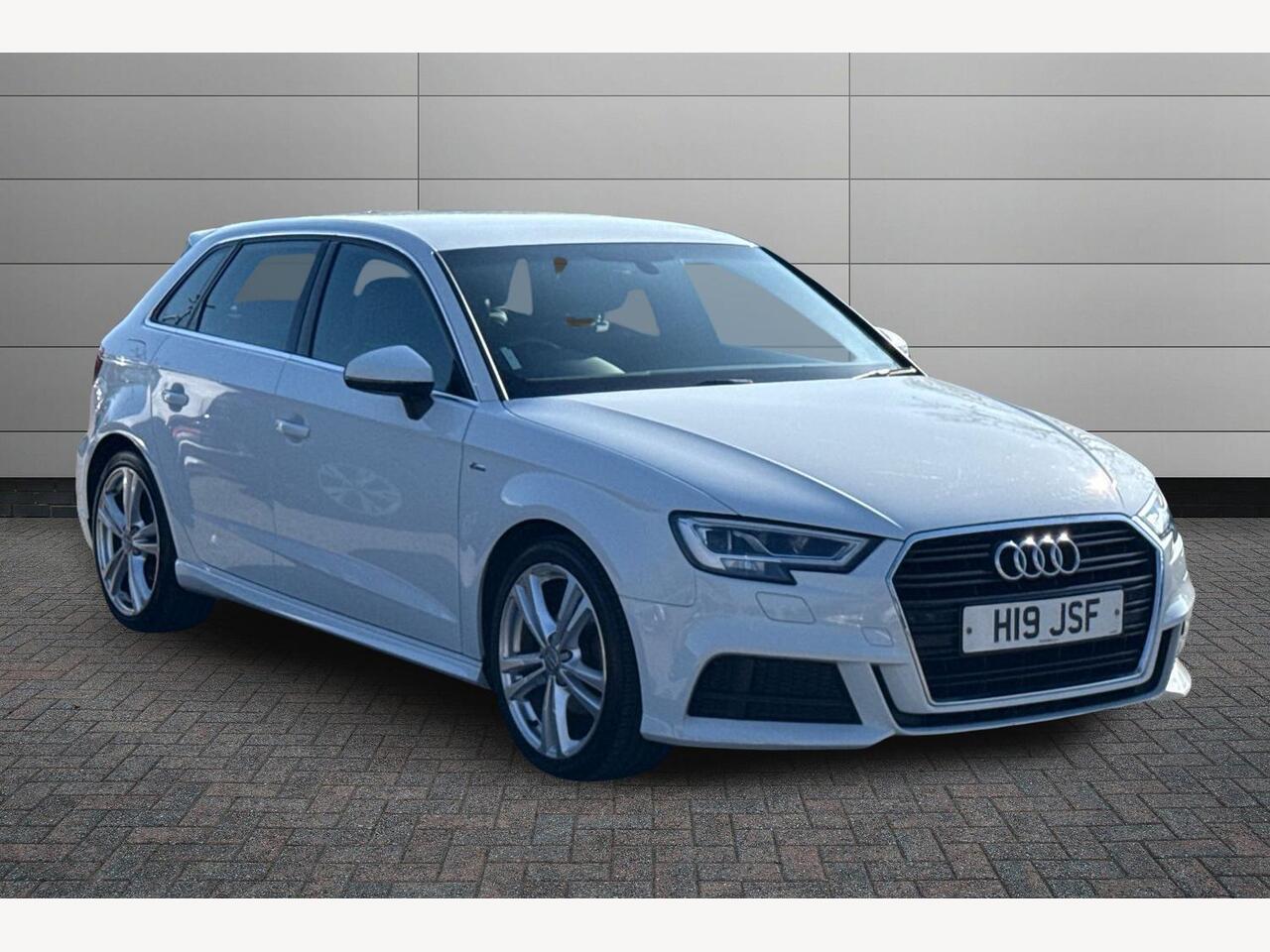 Used Audi A3 2018 for sale - 77770921: Photo 1