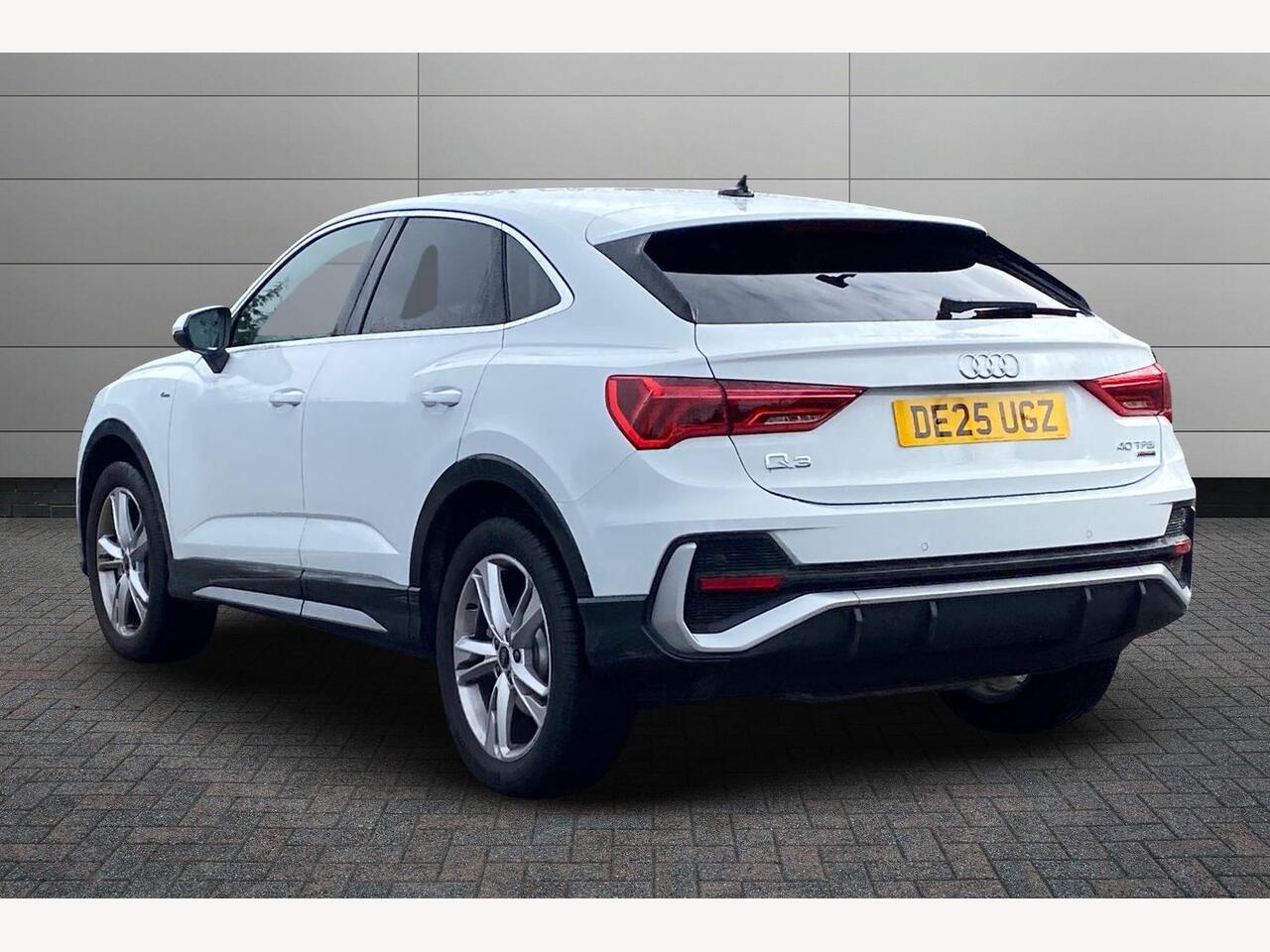 Used Audi Q3 2025 for sale - 76678884: Photo 3