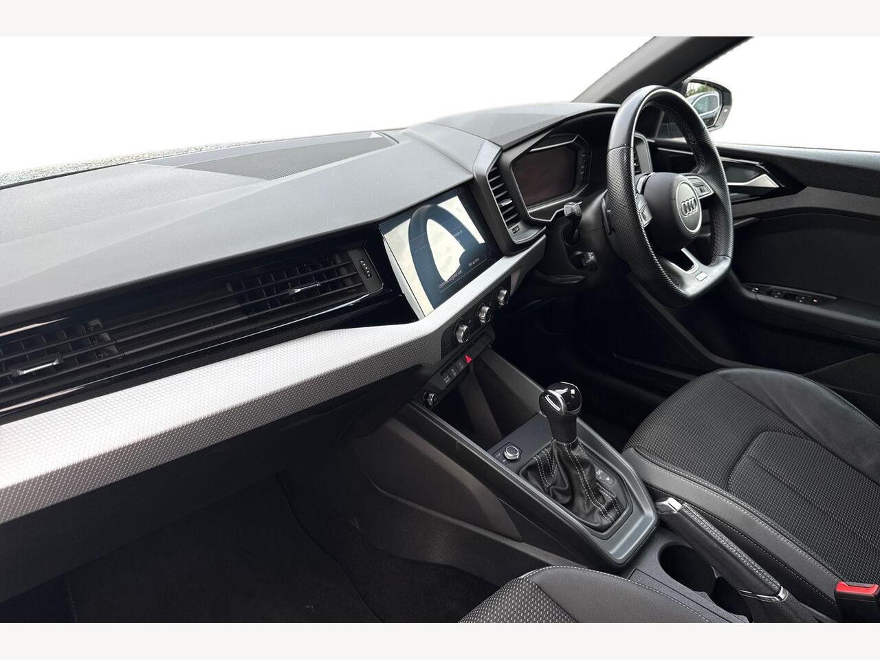 Used Audi A1 2022 for sale - 76674506: Photo 2