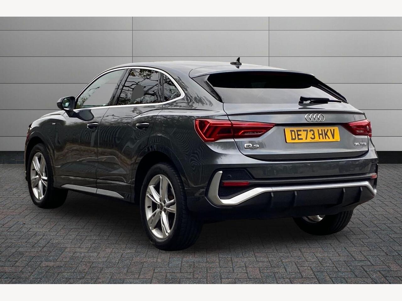 Used Audi Q3 2023 for sale - 76675721: Photo 3