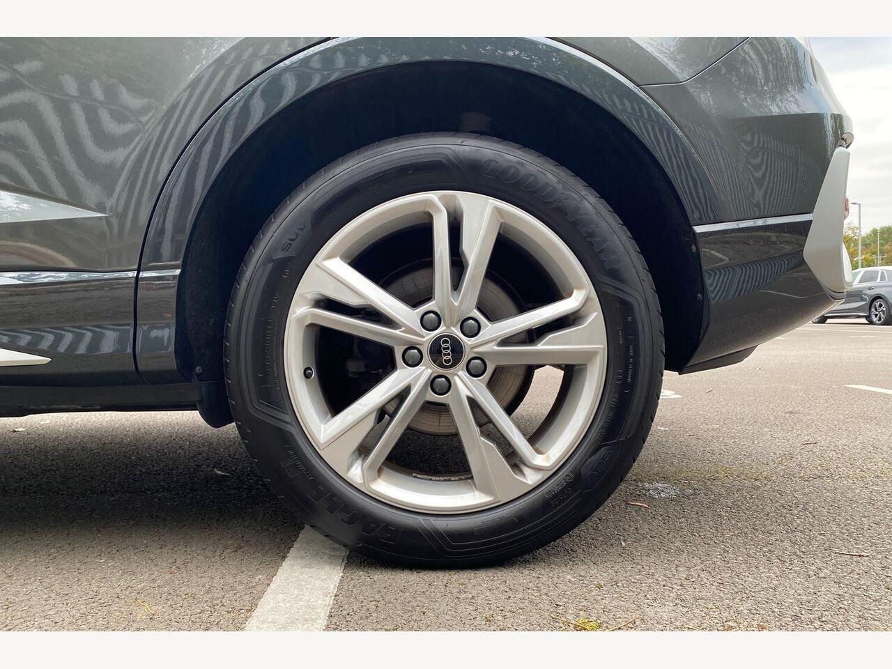 Used Audi Q3 2023 for sale - 76675721: Photo 5