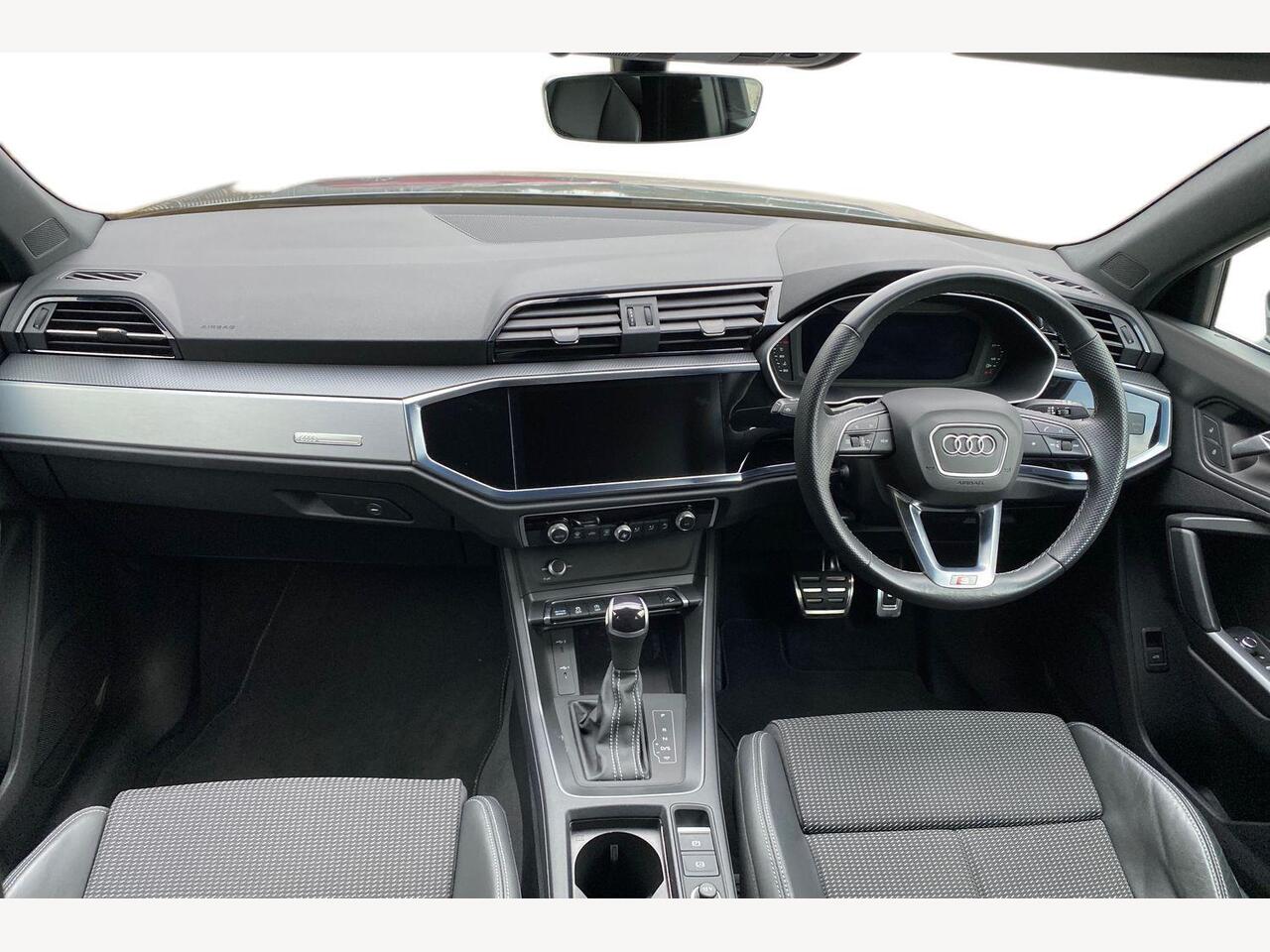 Used Audi Q3 2023 for sale - 76675721: Photo 9