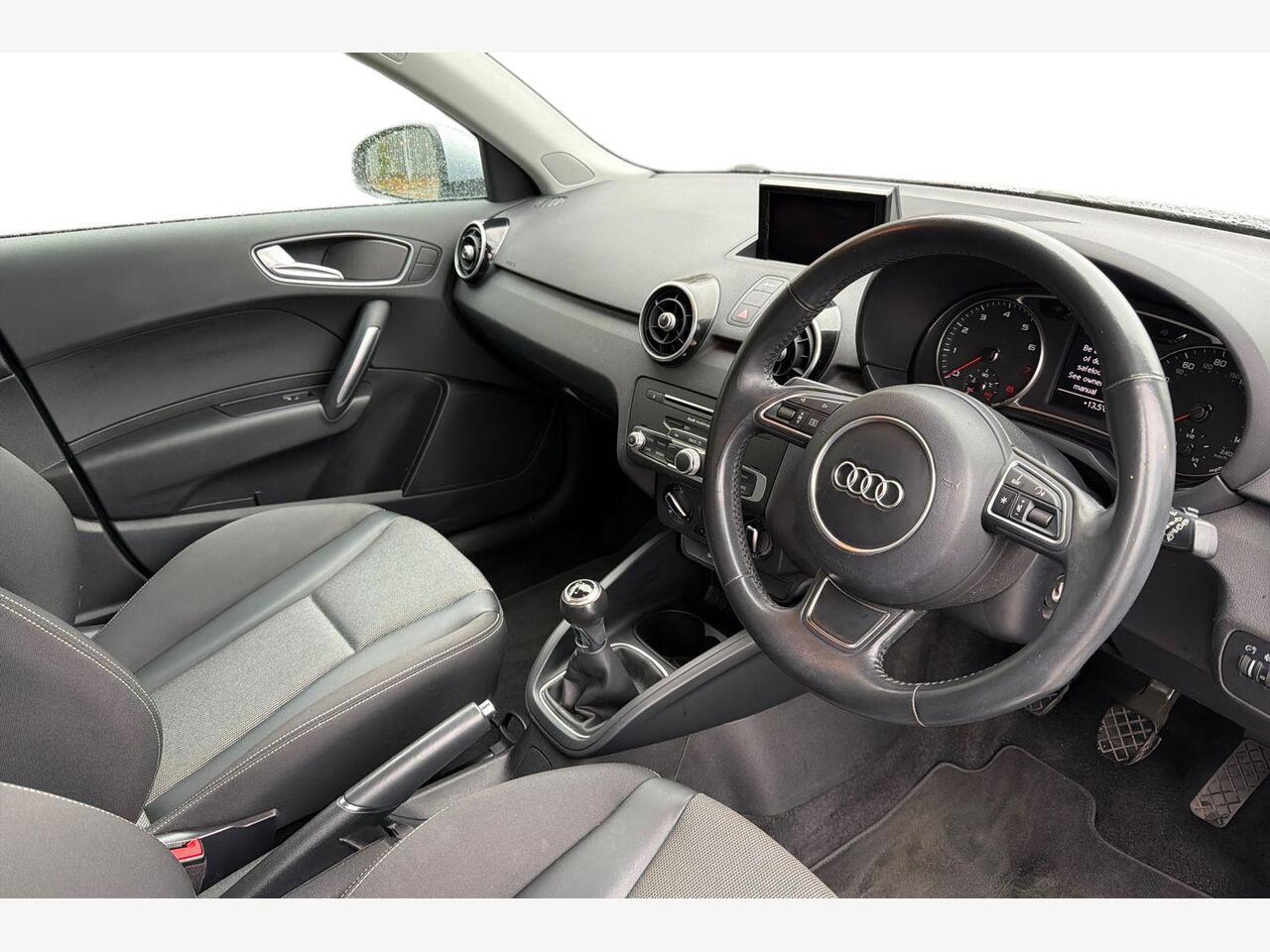 Used Audi A1 2018 for sale - 76772896: Photo 6