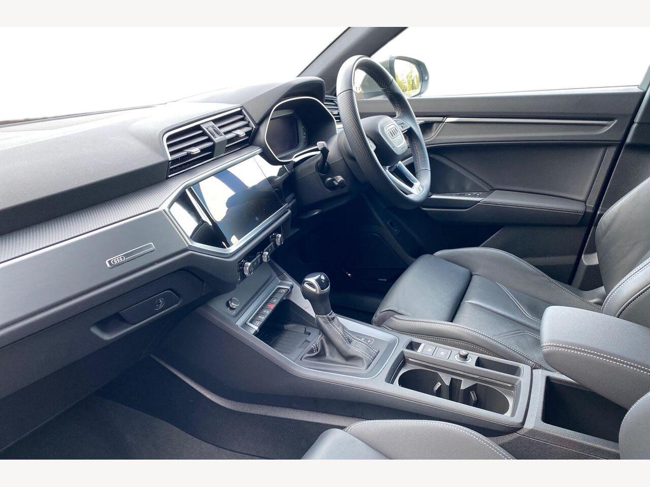 Used Audi Q3 2024 for sale - 76677276: Photo 2