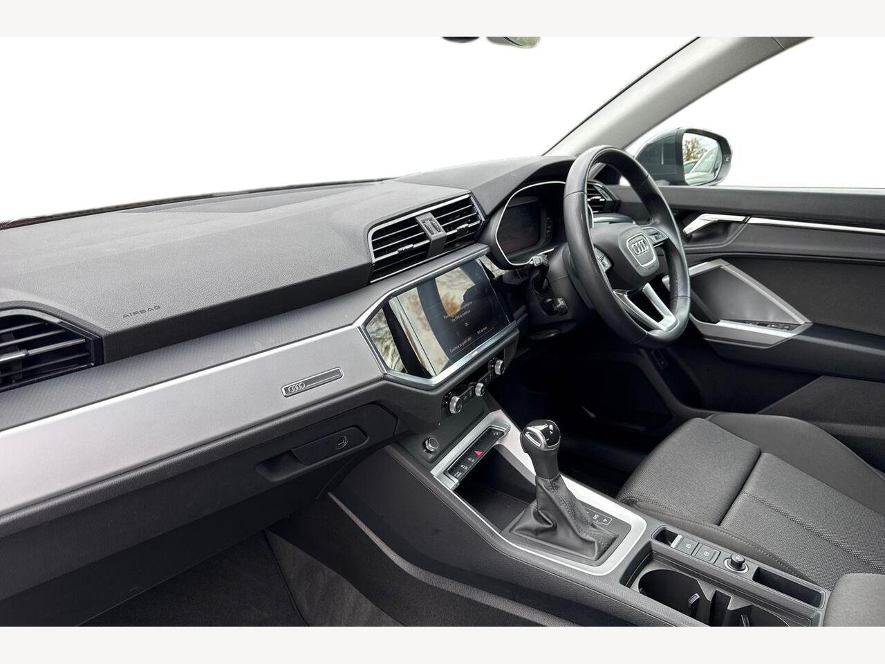Used Audi Q3 2023 for sale - 76676363: Photo 2
