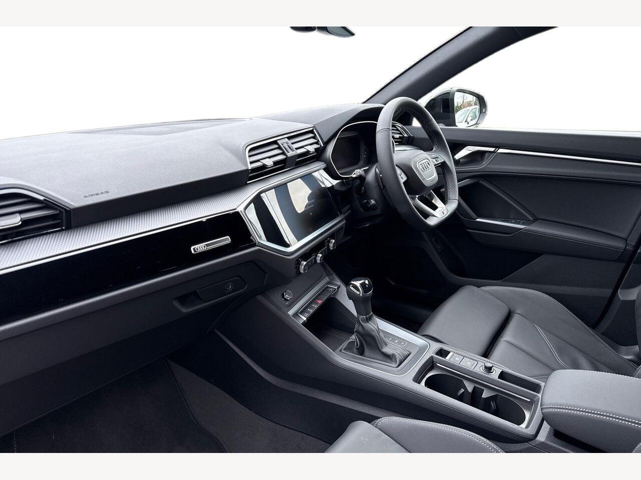 Used Audi Q3 2025 for sale - 77685572: Photo 2