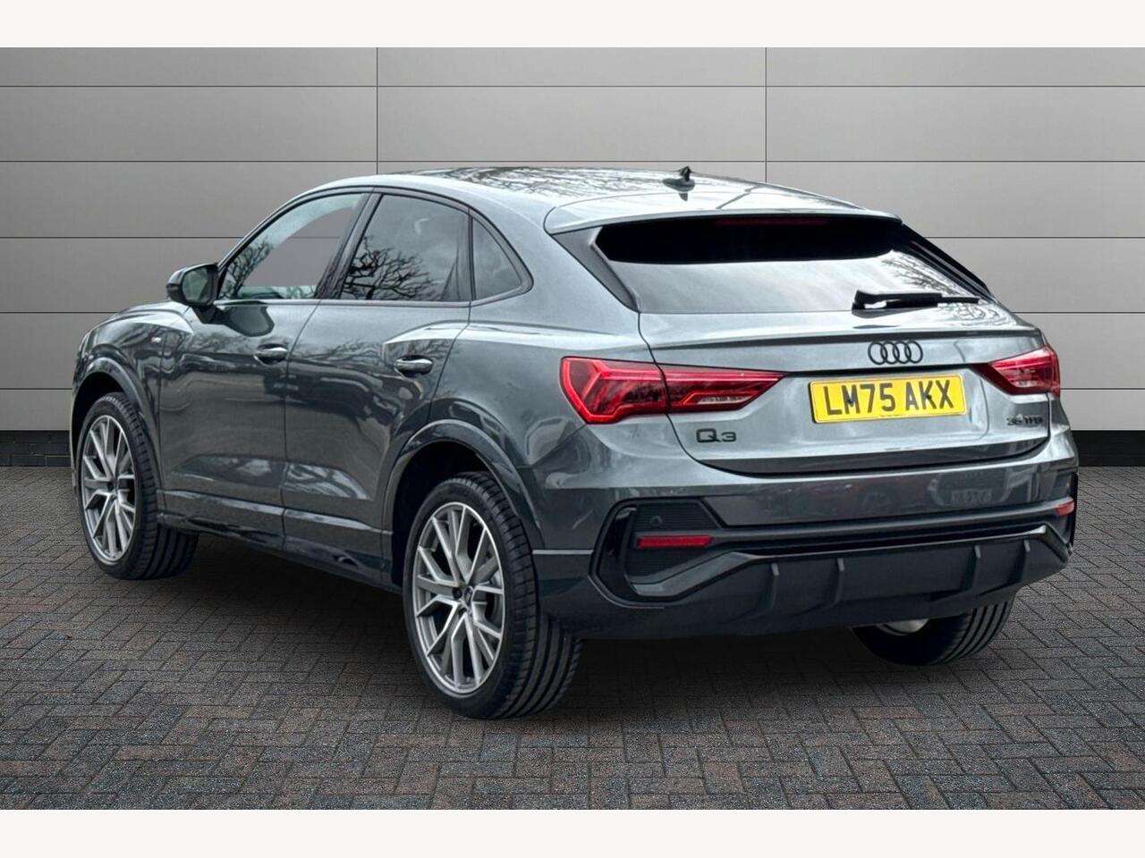 Used Audi Q3 2025 for sale - 77685572: Photo 3