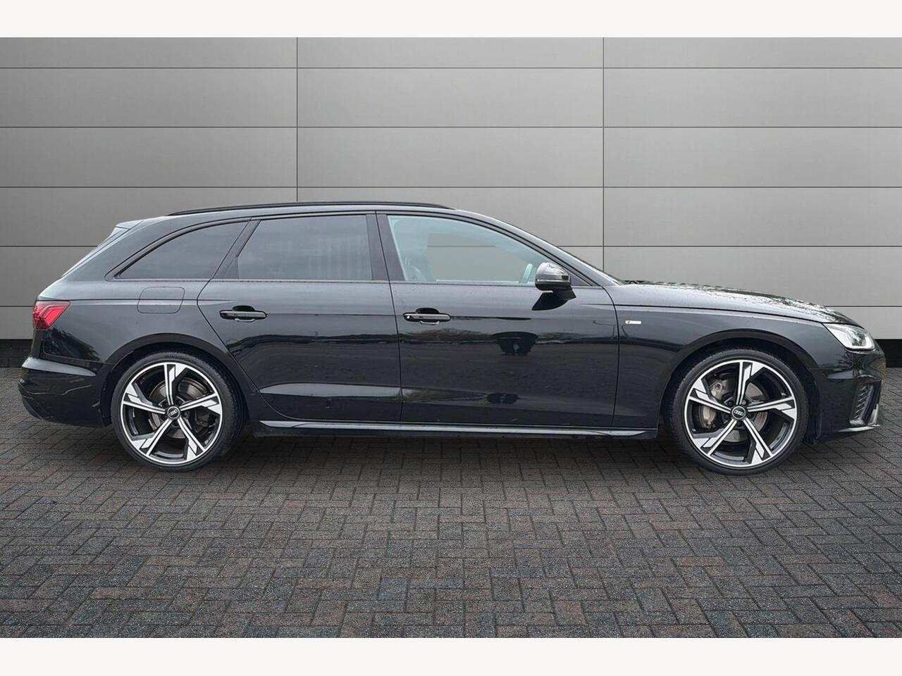 Used Audi A4 2022 for sale - 76675644: Photo 4