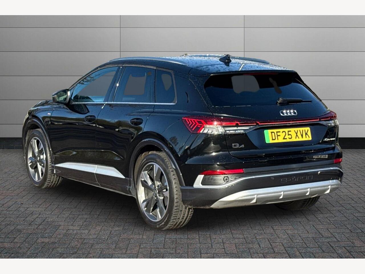 Used Audi Q4 e-tron 2025 for sale - 76680515: Photo 3