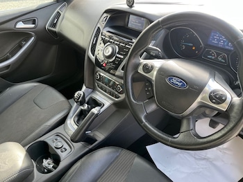 Used Ford Focus 2013 for sale - 78422541: Photo