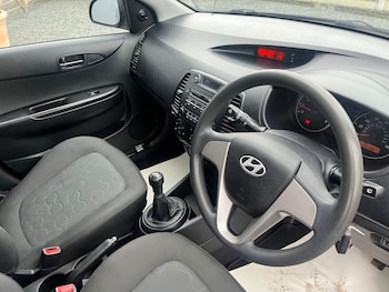 Used Hyundai i20 2009 for sale - 78422480: Photo