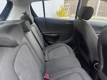 Used Hyundai i20 2009 for sale - 78422480: Photo