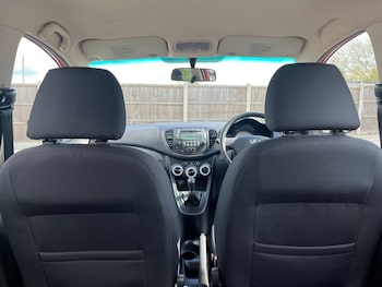 Used Hyundai i10 2010 for sale - 78422514: Photo