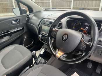 Used Renault Captur 2015 for sale - 73036527: Photo