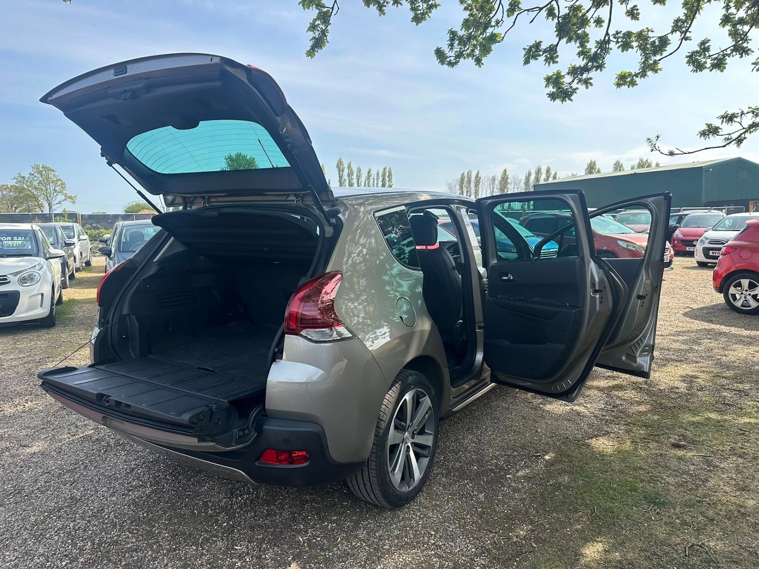 Used Peugeot 3008 2016 for sale - 76692850: Photo 12