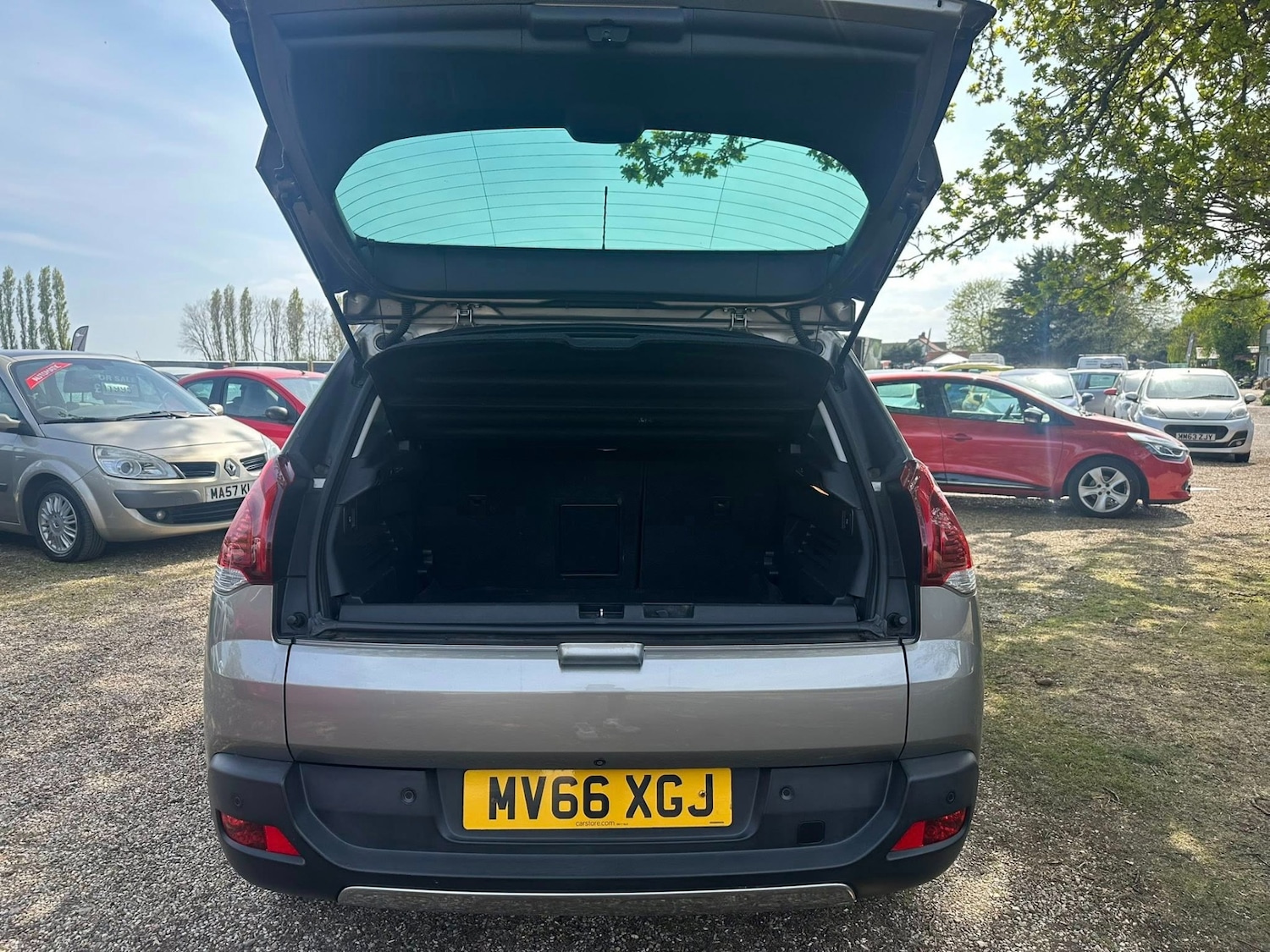 Used Peugeot 3008 2016 for sale - 76692850: Photo 15