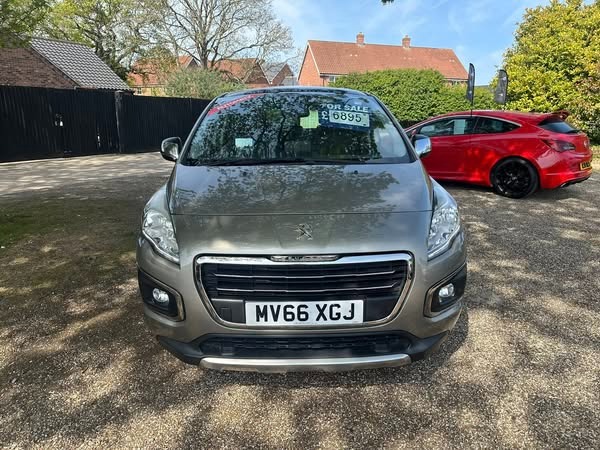 Used Peugeot 3008 2016 for sale - 76692850: Photo 2