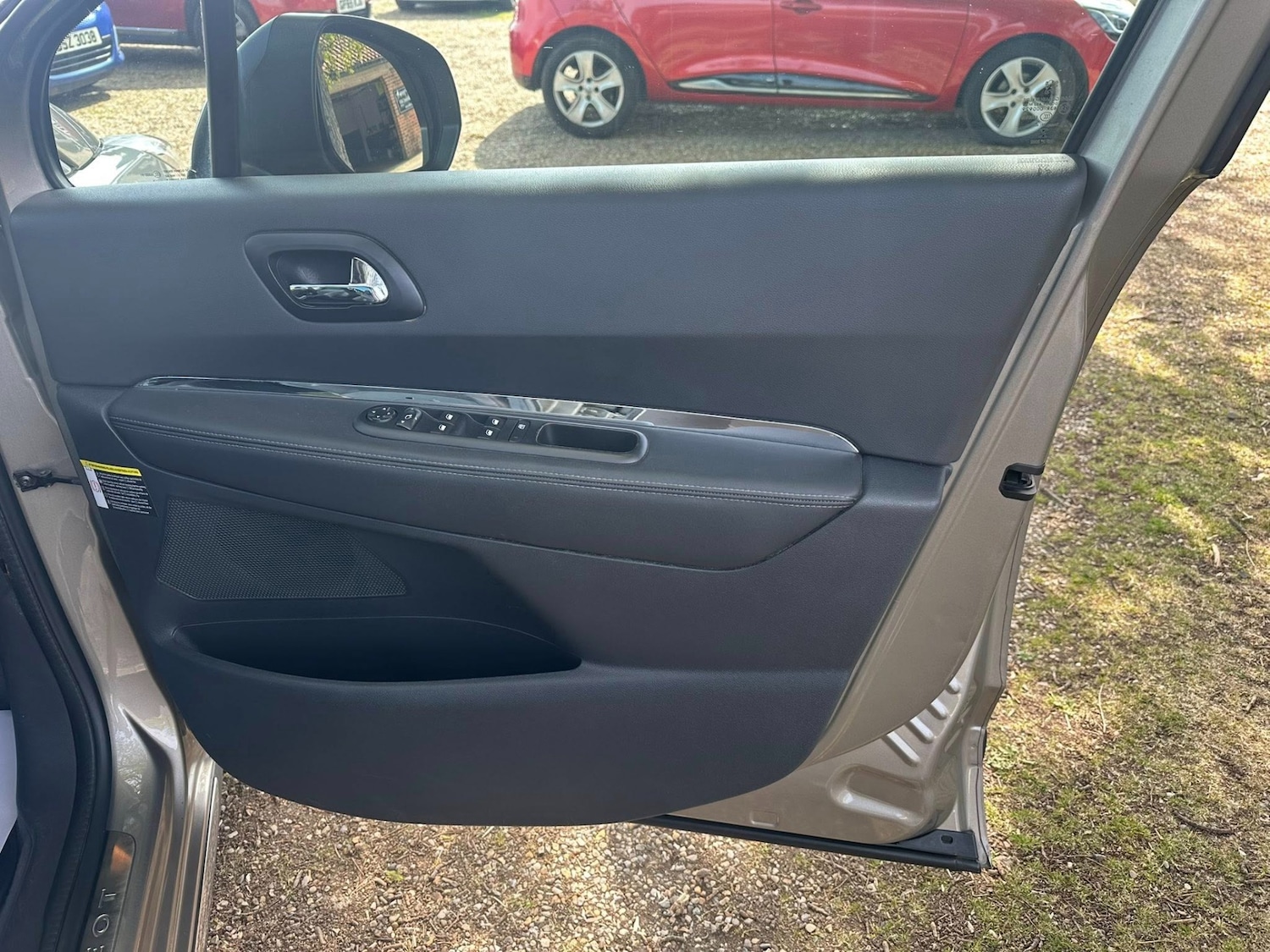 Used Peugeot 3008 2016 for sale - 76692850: Photo 23