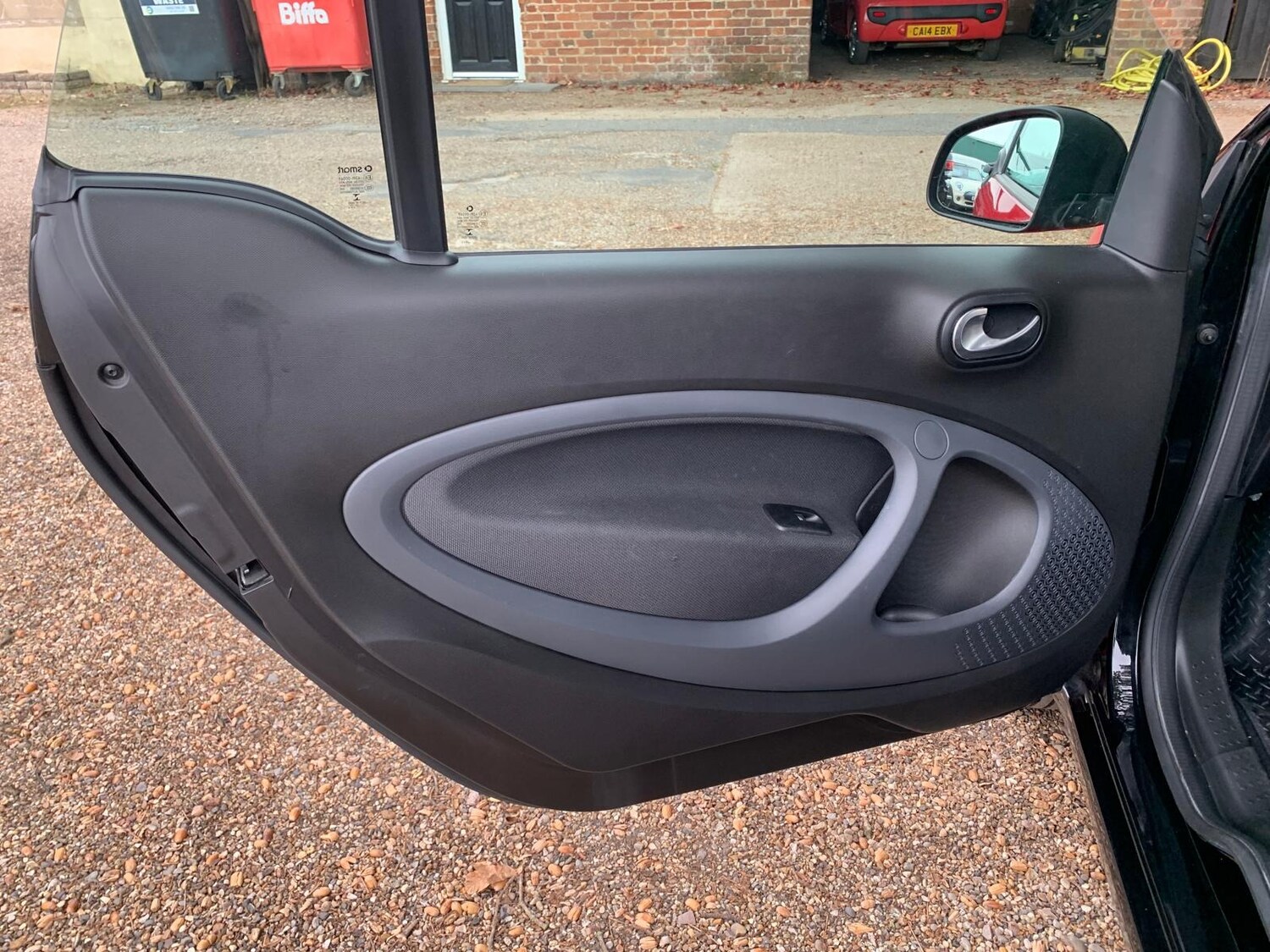 Used smart fortwo 2017 for sale - 76244406: Photo 18