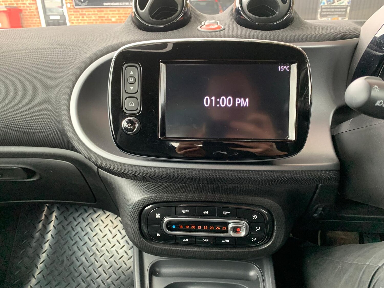 Used smart fortwo 2017 for sale - 76244406: Photo 35